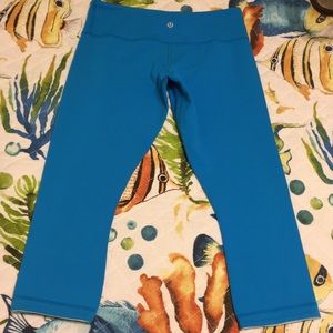 Blue Lululemon workout pants size 6
